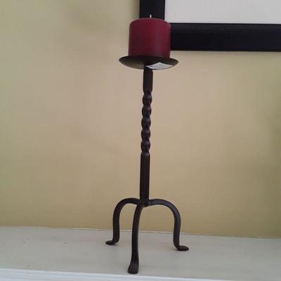 Lot: 3 candle holders