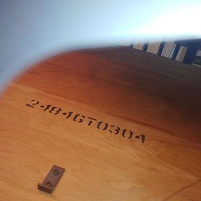 Clean Lines Kitchen Table 