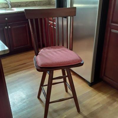 Clean Lines Kitchen Table 
