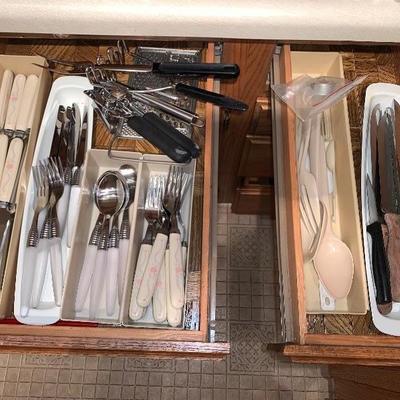 Lot of utensils knives spatulas