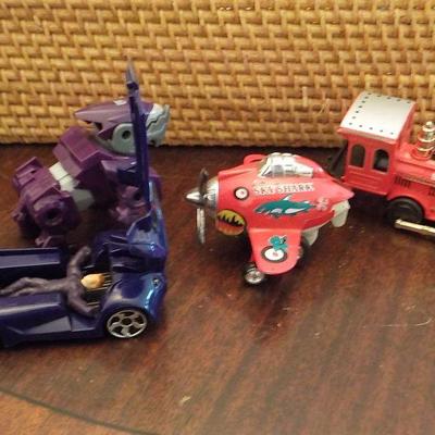 Hot Wheels and mix with Transformers 1995 years.