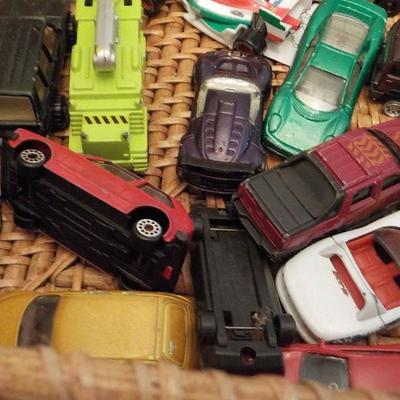Hot Wheels and mix with Transformers 1995 years.