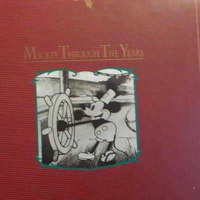 Mickey Mouse thru the years collection w/ box for x mass.