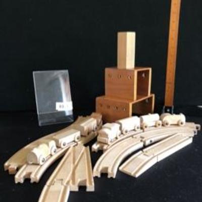 Brio Wooden Track Expansion Set with Train Cars