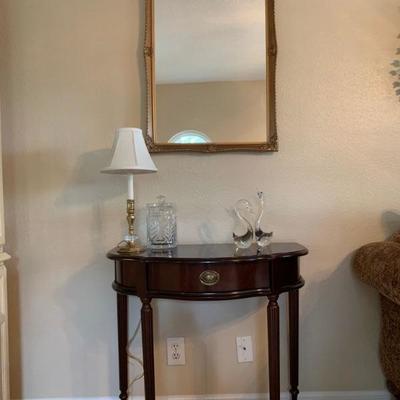 Bombay half moon table with mirror and accessories