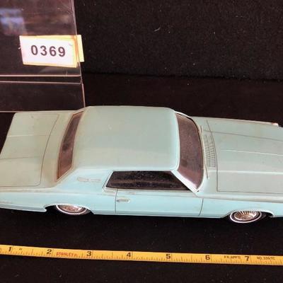 Vintage 1967 Dealer Promo Ford Thunderbird Transistor Radio Baby Blue
