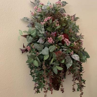 Floral Wall Sconce Decor