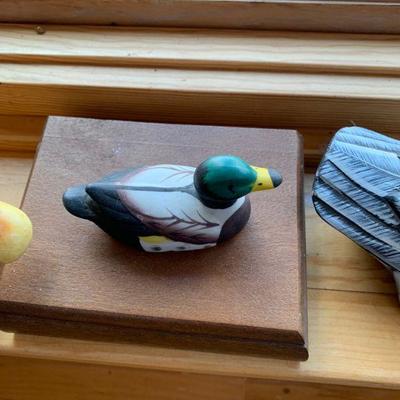 Wooden carved duck lot