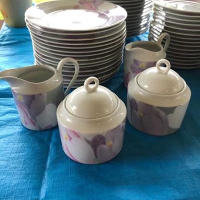 Large Set Of Mikasa Fine China Spring Crocus