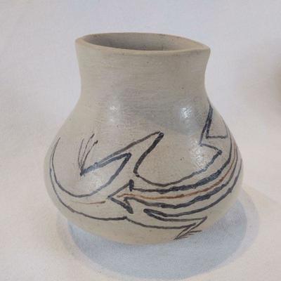 Native American Lizard Pot