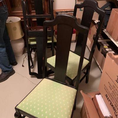 Set of 4 formal dinning chairs