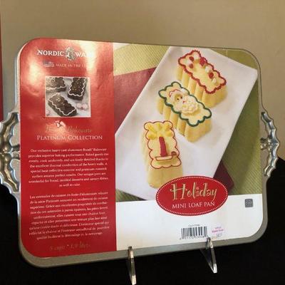 Lot of 3 Holiday Cake Pans - Williams Sonoma Turkey, Snowman, Nordicware Mini Loaf Pan - UNUSED