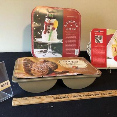 Lot of 3 Holiday Cake Pans - Williams Sonoma Turkey, Snowman, Nordicware Mini Loaf Pan - UNUSED
