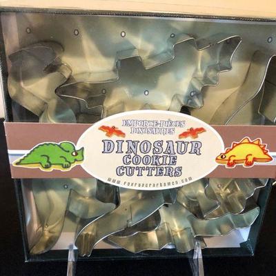 LOT of 3 - Halloween Cookie Cutter Set, Dinosaurs Cookies and Train Station Cookies Set