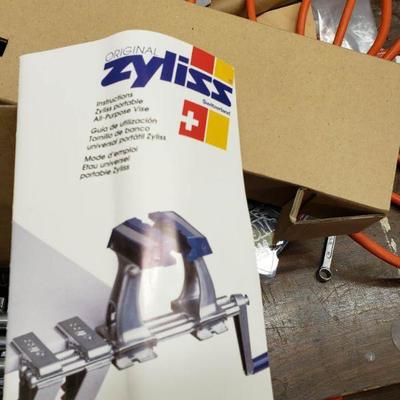 Zyliss Vise