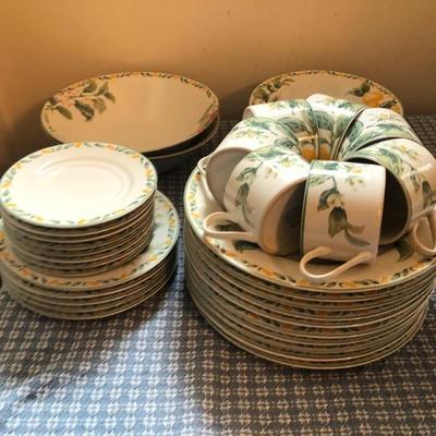 39 Piece Lot Julie Pople Country Fruit Dinnerware 10 Plates, 5 Salads, 8 Saucers, 7 Cups, 7 Large Soup Bowls, and 2 Serving Bowls
