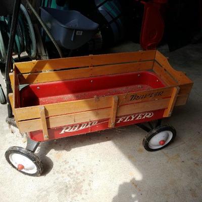 Radio Flyer - Traveler