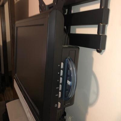 TruTech 17â€ Flat Screen TV with Built In DVD Player with wall mount