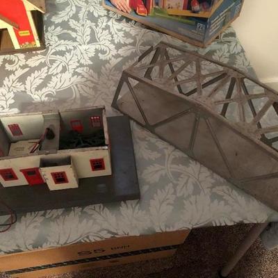 2 Railroad Toys, House and Bridge