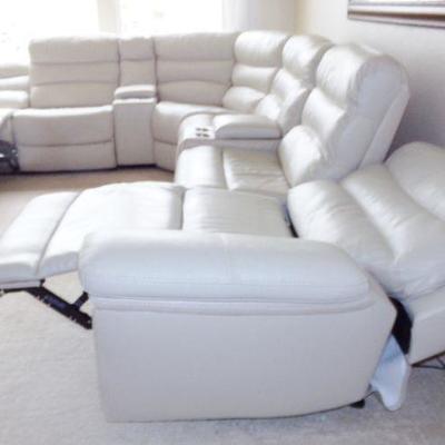 LOT 1  LEATHER RECLINING SECTIONAL