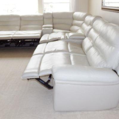 LOT 1  LEATHER RECLINING SECTIONAL