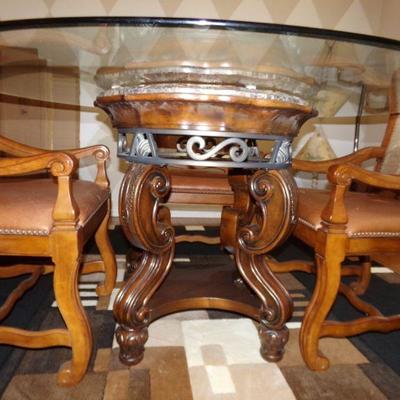 LOT 6  DINING TABLE AND 4 CHAIRS