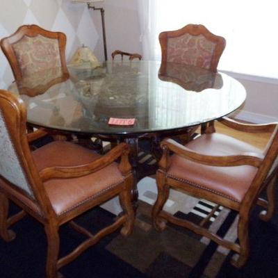 LOT 6  DINING TABLE AND 4 CHAIRS