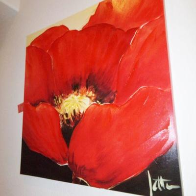 LOT 9  PICTURES OF POPPY FLOWERS