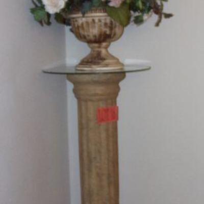 LOT 16  PEDESTAL AND PLANT