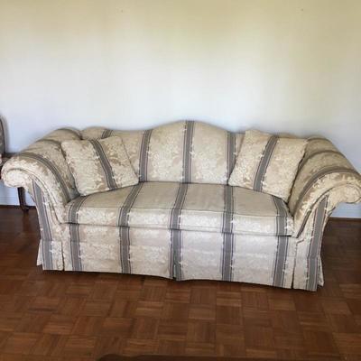 Lot 8 - Fairfield Couch