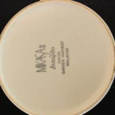 Mikasa Intaglio Table Setting 38 Piece