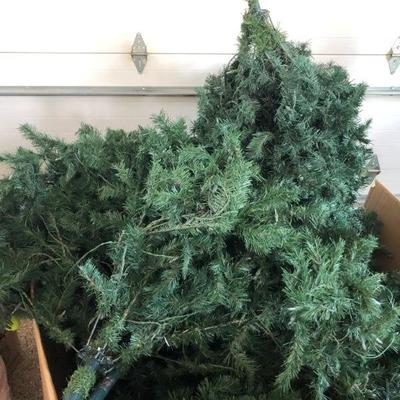 10â€™ Prelit Xmas Tree