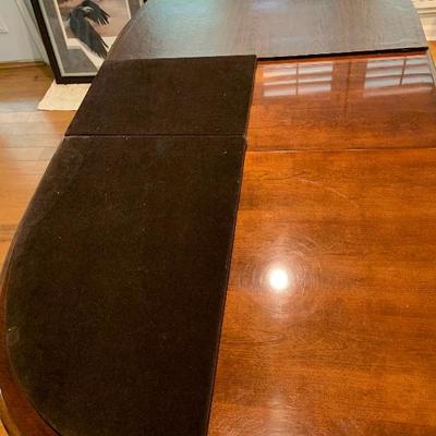 Dining Room Table Lot