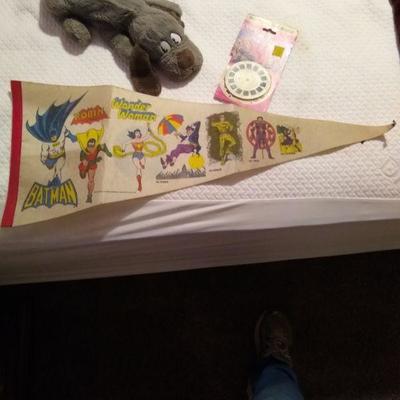 Vintage lot, Batman pennant, masters of the universe, pound puppy