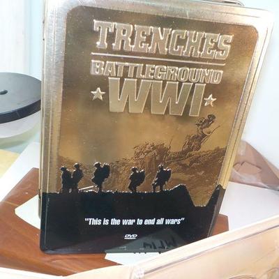 Trenches Battleground WW1 , 5 / CD History.