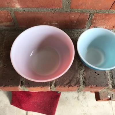Pyrex Primary Mixing Bowls