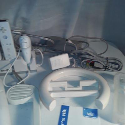 WII console accessories and games