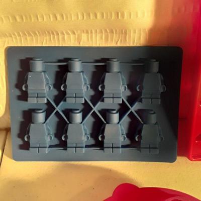 Lot 5 Silicone Ice Cube molds