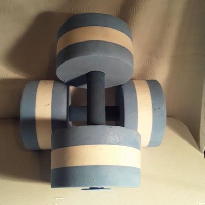 LOT Speedo water workout equipment