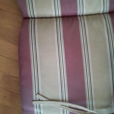 Lot of 10 red outdoor cushions and pillows
