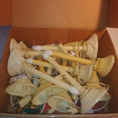 Lot star shower and box window candles 4' light up tree