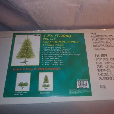 Lot star shower and box window candles 4' light up tree