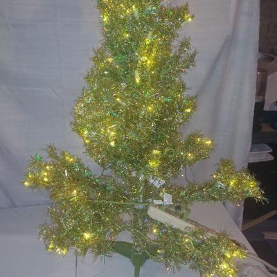 Lot star shower and box window candles 4' light up tree