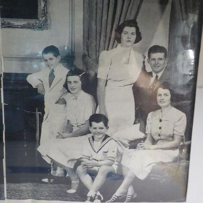 Rare Kennedy Picture of Entire Family all PRESENT.
