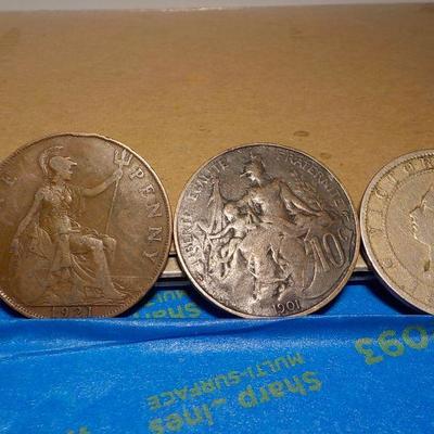 1869 Queen Victoria, French 1910, 1921.