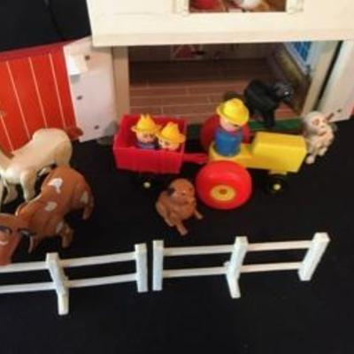 Vintage 1960's Fischer Price Farm Playset With Silo & Plenty of Figures!