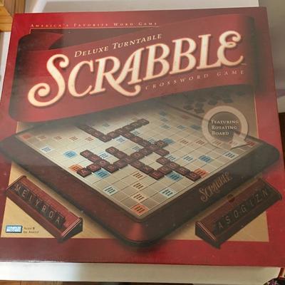 Lot 62 - Board Game & Puzzle Collection
