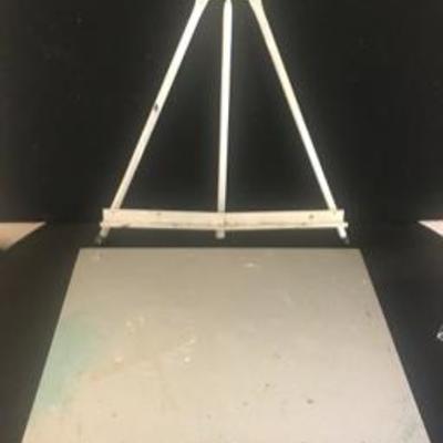 Artist Kit: Oil Paints, Metal Carrying Case & Small Desk Easel