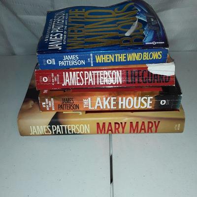 Lot of 13 James Patterson books