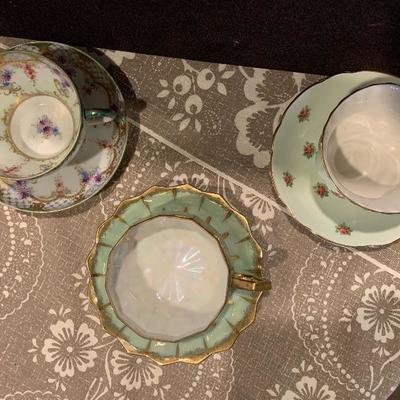 Twelve Beautiful Cup and Saucer Lot